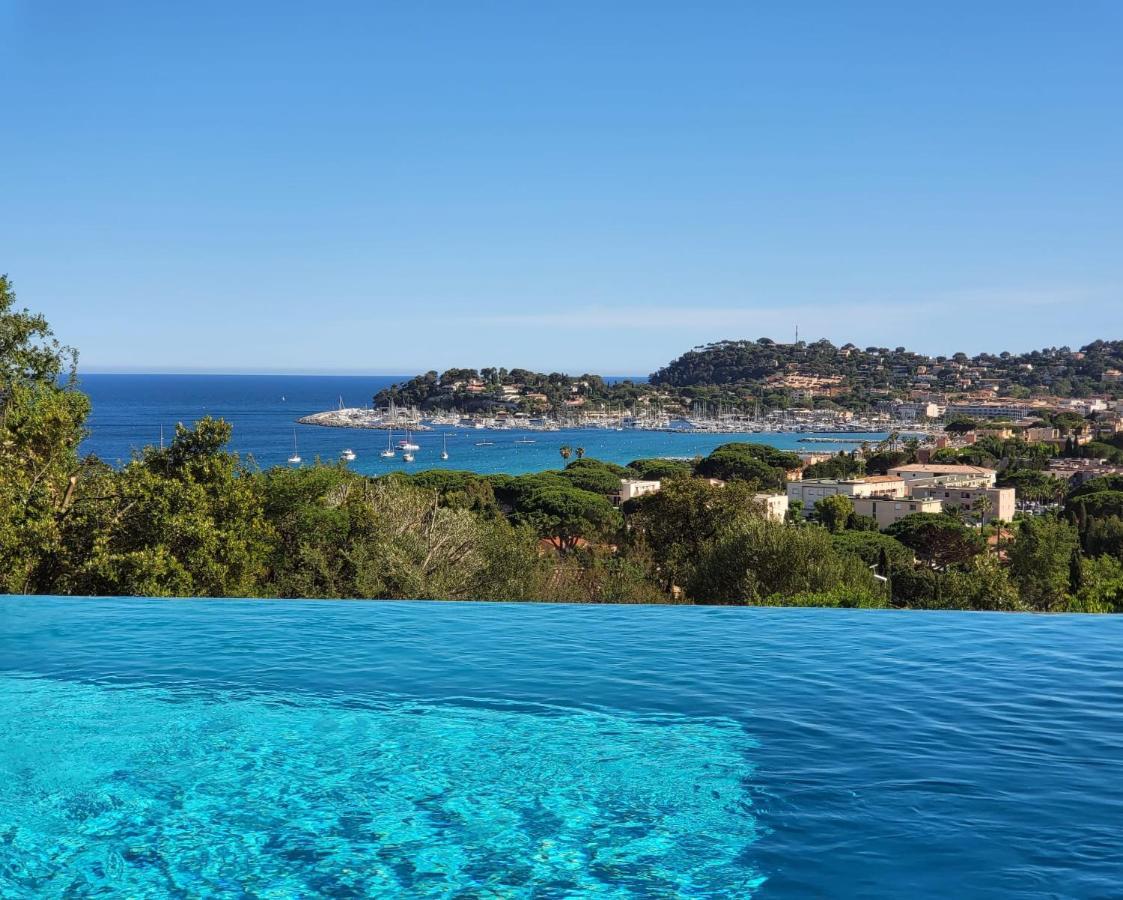 Les Citronniers - Splendide Vue Mer Acces Plage A Pieds A 5 Minutes Cavalaire-sur-Mer Exterior foto